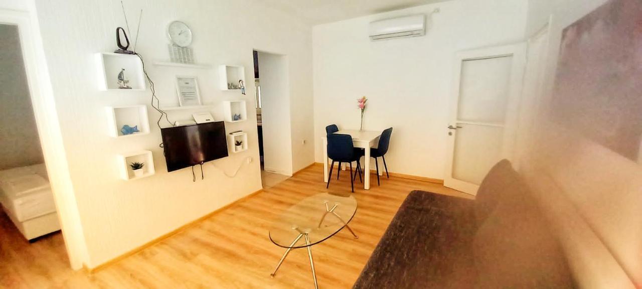 By The Sea Apartment Rijeka Exterior photo